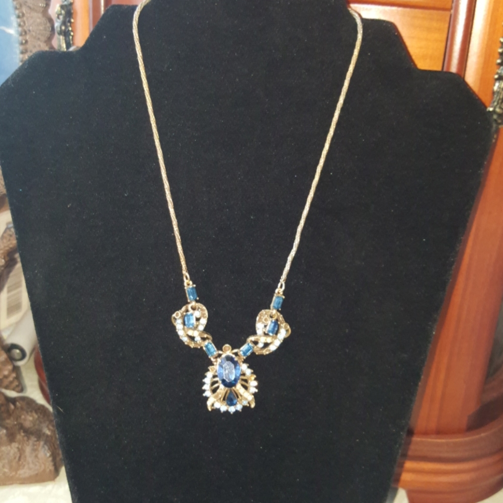 Hollycraft 1953 Sapphire/Montana/Pearl Necklace